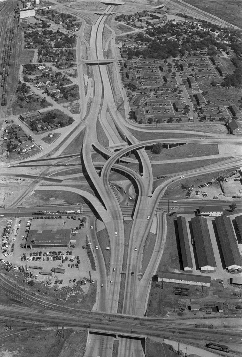 An airview of Fort Worth mixmaster, 1960