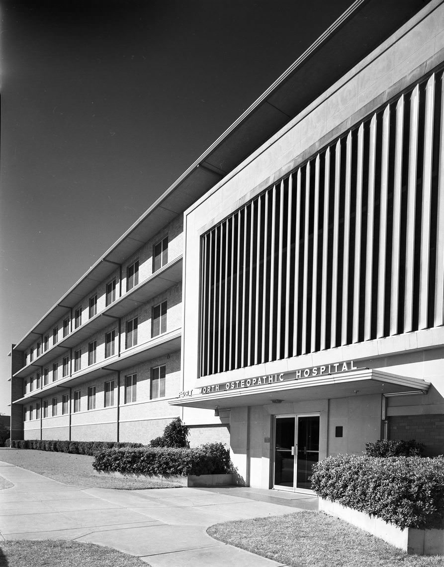 Fort Worth Osteopathic Hospital, 1962