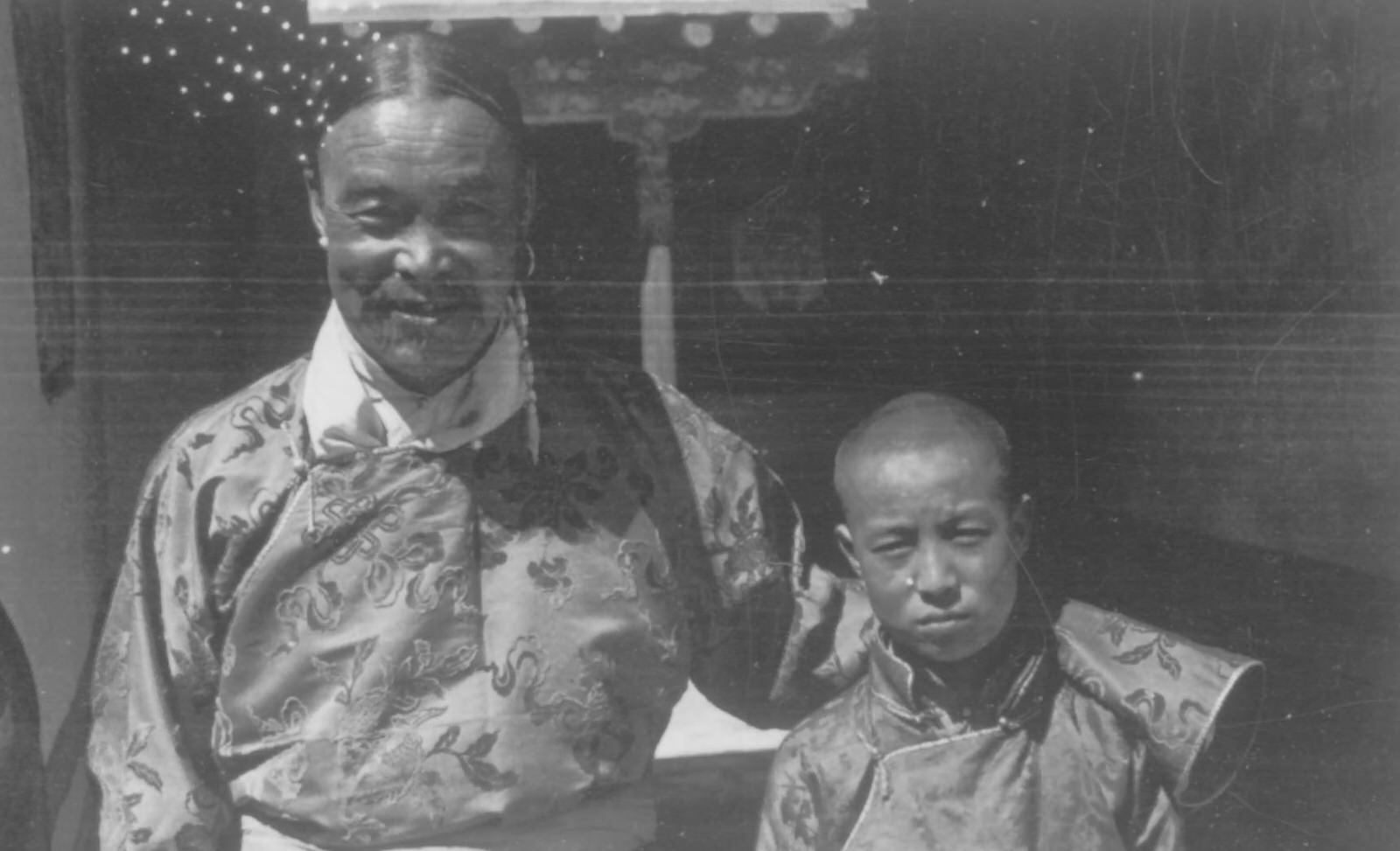 The Dalai Lama's Family: 1939, 1944