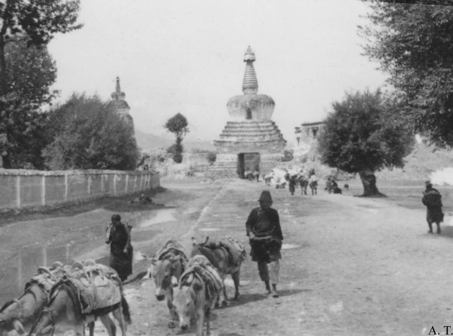Gateway to Lhasa, 1944