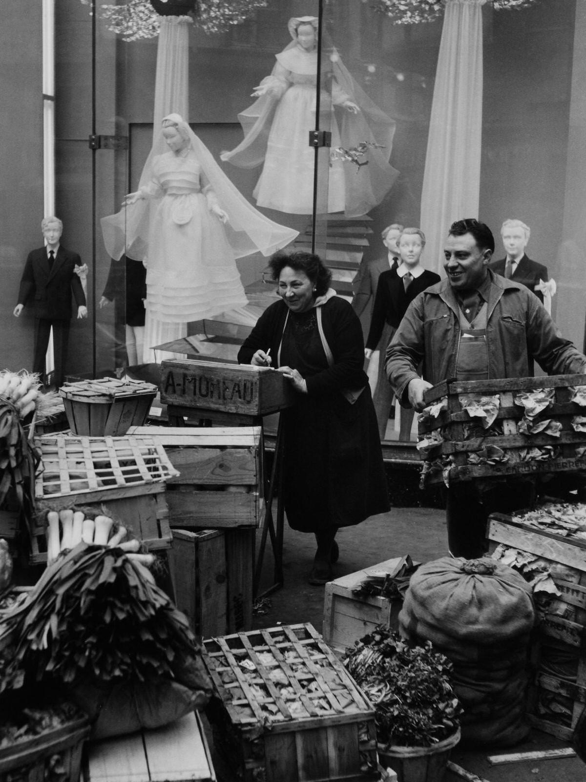 Les Halles in the morning, 1953