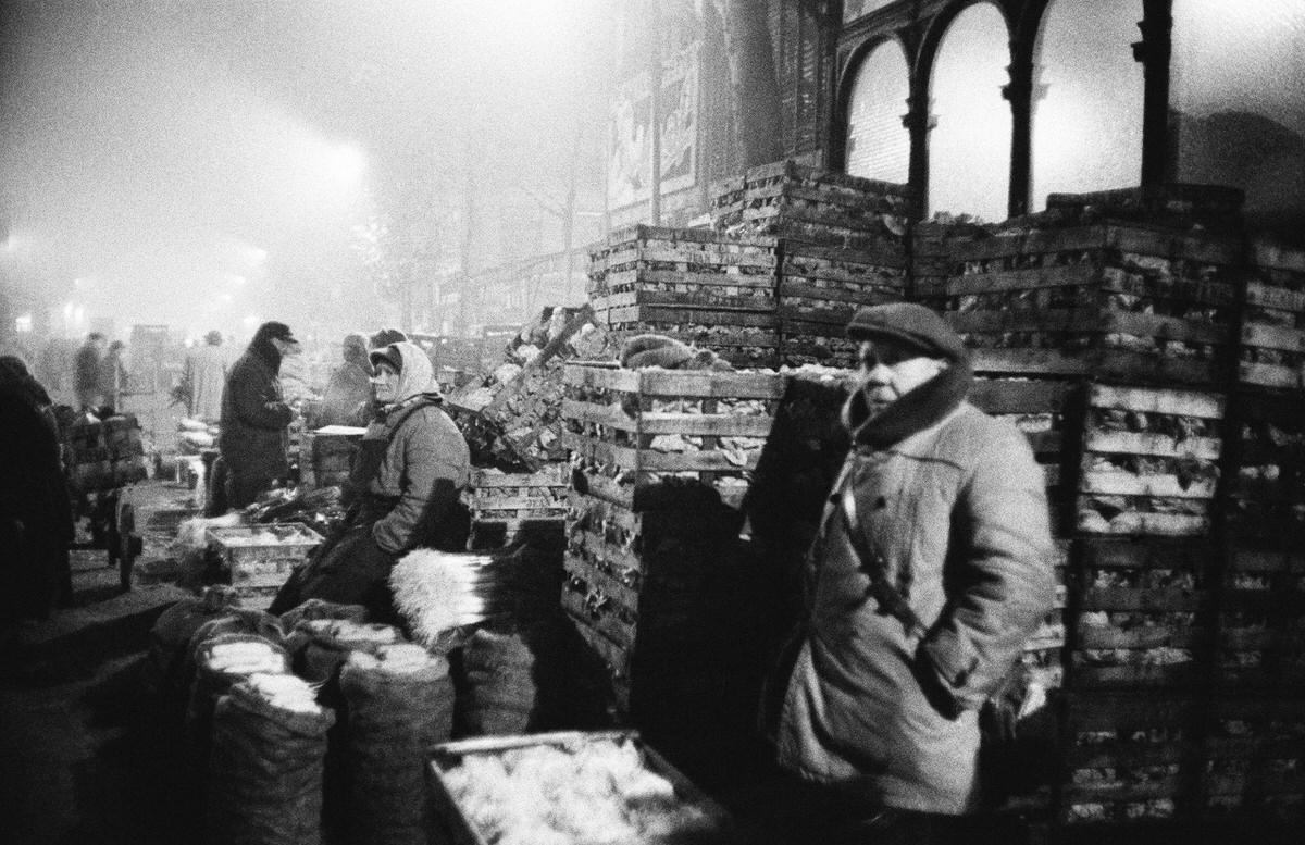 Greengrocers in Les Halles, 1950