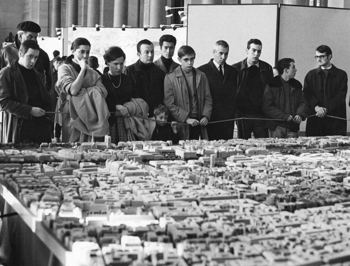 Model of an architectural project for the Halles de Paris, 1960s