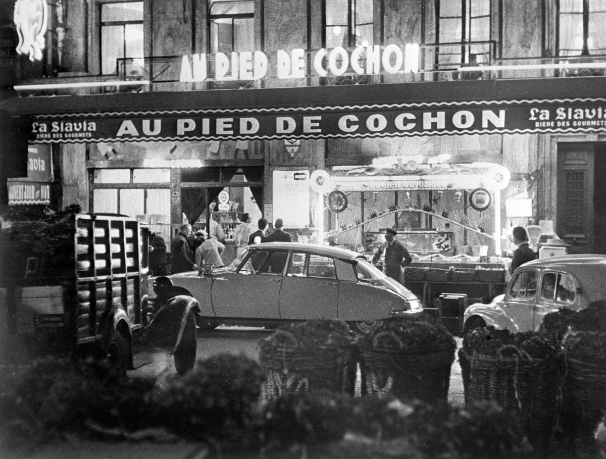 Les Halles in Paris - Restaurant "Au Pid de Cochon", 1960s