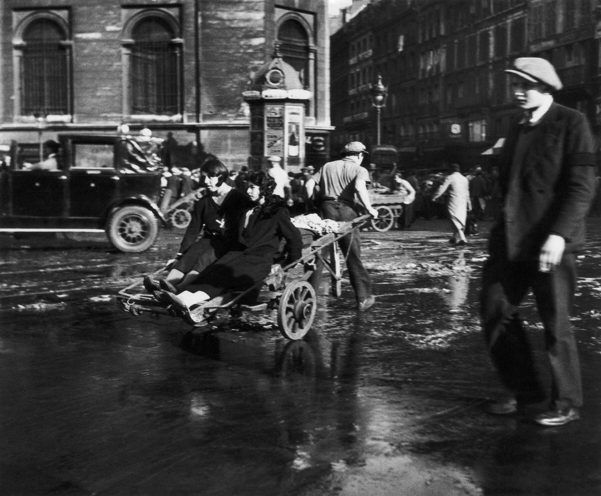 Les Halles under German occupation, 1940