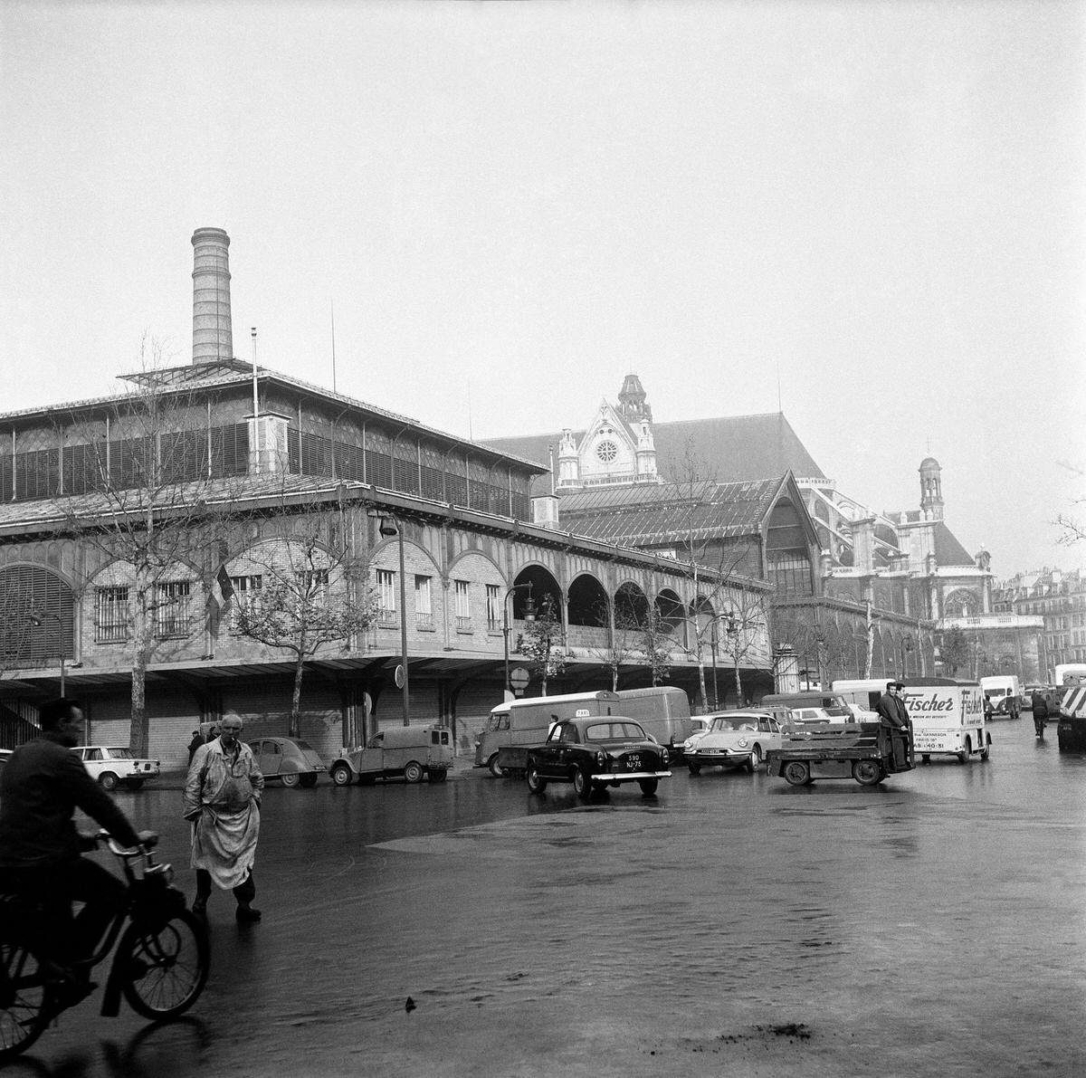 The Neighbourhood of Les Halles, 1964