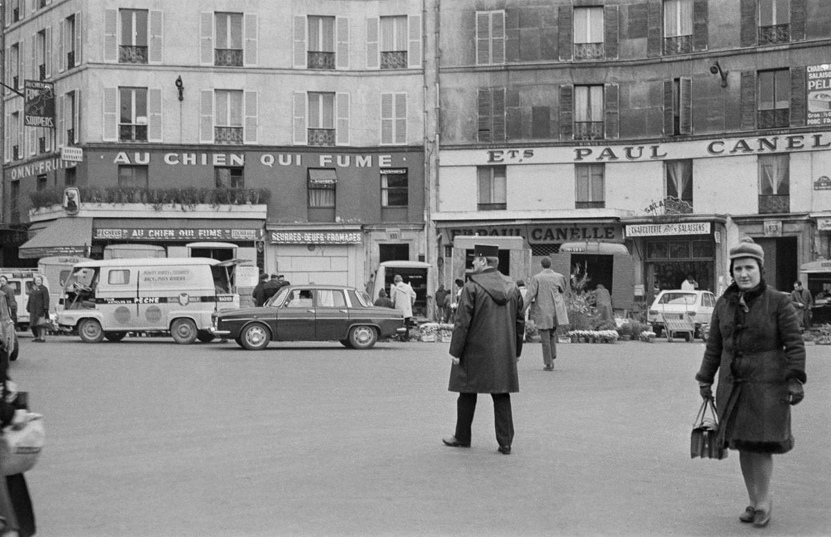 Street scene in Les Halles in Paris, 1969