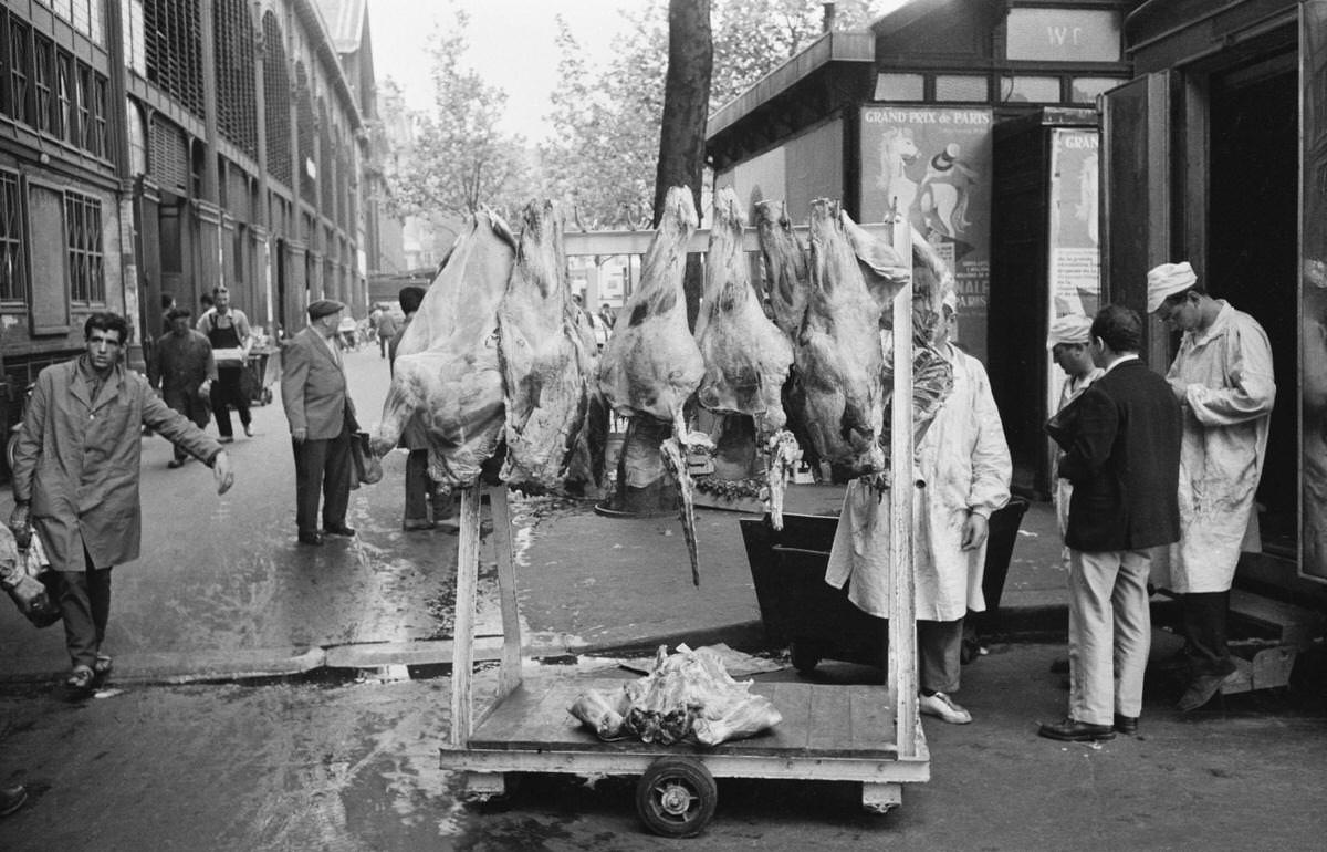Delivery of carcasses to the pavilion of the butcher's market in Paris, 1968