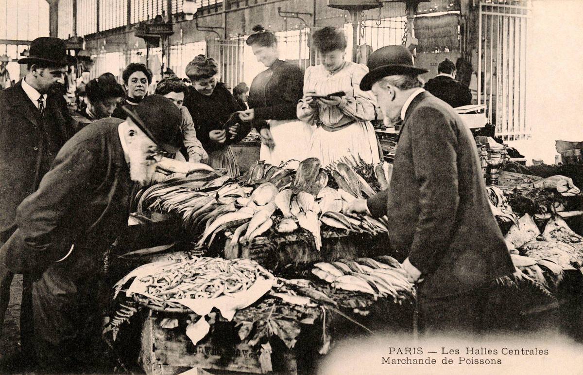 Employees and customers of the Fish Market at Les Halles in Paris, 1910.