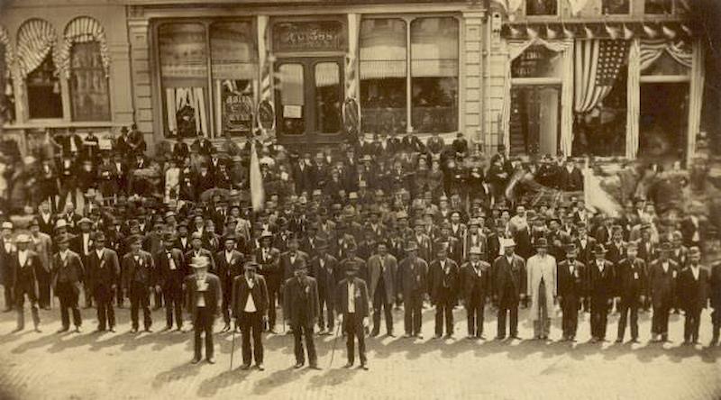 Elevated group portrait of the veterans of the First Wisconsin Calvary, 1880s