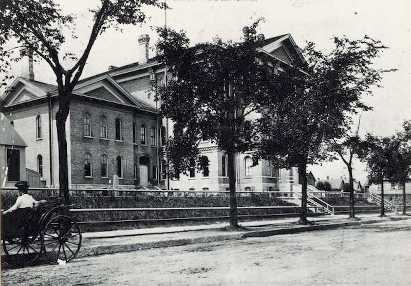 East Water Street and Wisconsin Street, 1890