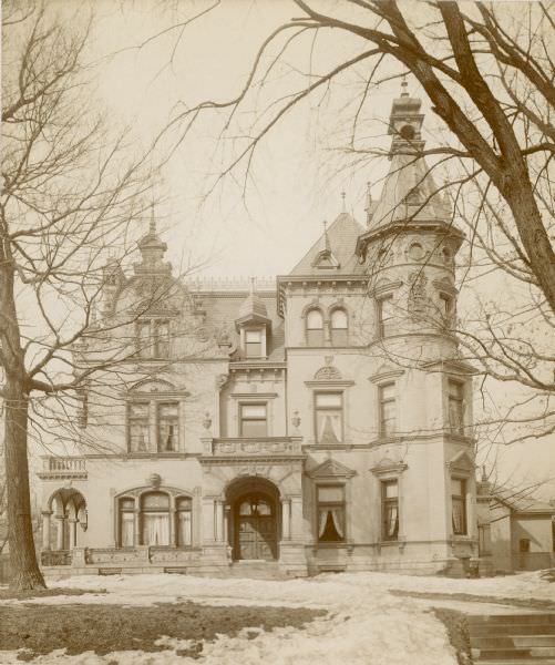 George Brumder Home, at the corner of 18th Street, 1892