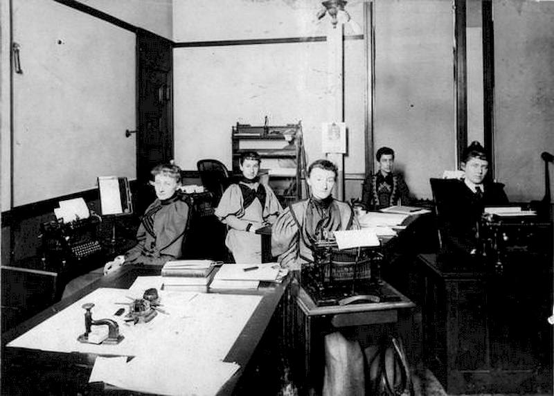 Stenographers at the law firm of Winkler, Flanders, Smith, Bottum, & Vilas, 1894