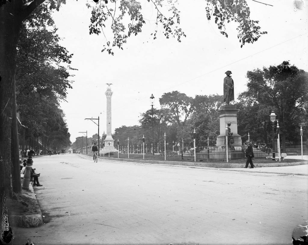 A monument to George Washington located in Milwaukee's Court of Honor on the median between the lanes of West Wisconsin Avenue between 8th and 10th Streets, Milwaukee, Wisconsin, 1898.
