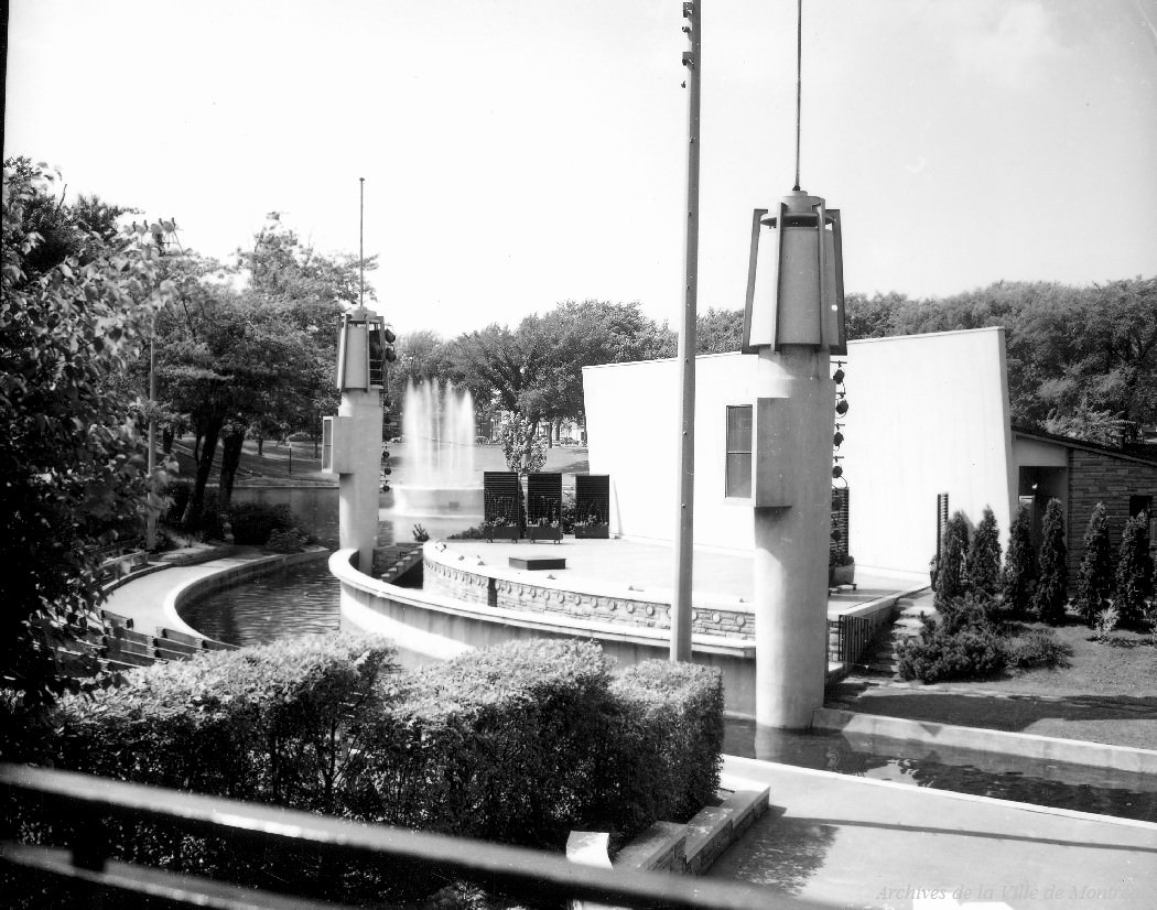 Parc Lafontaine Theater (sic). 1960