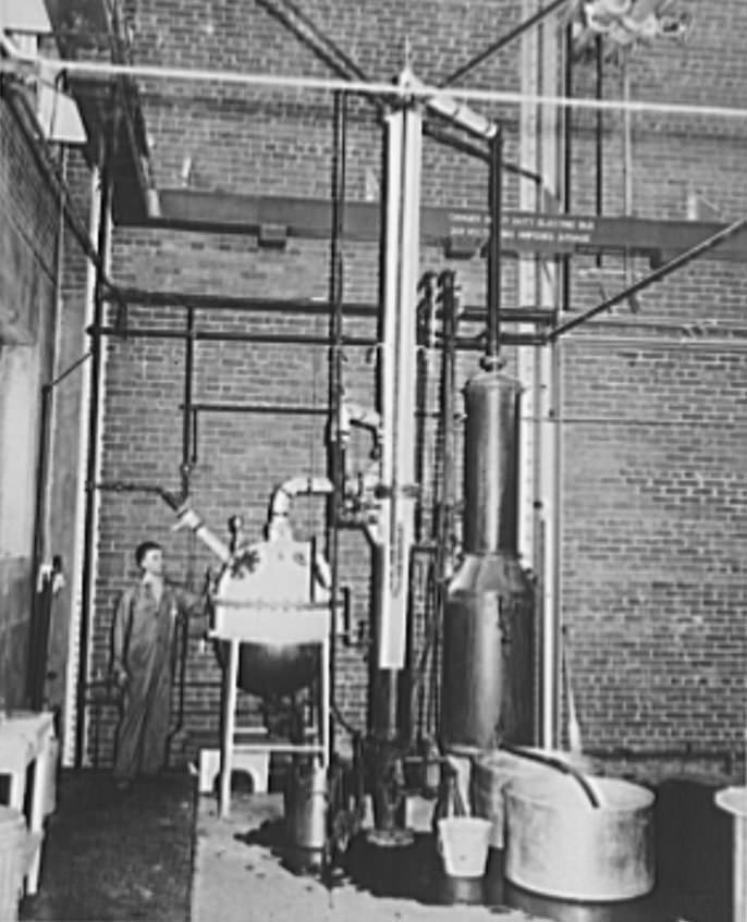 Production of butylene glycol at the Northern Regional Research Laboratory of the U.S. Department of Agriculture at Peoria, Illinois, 1938