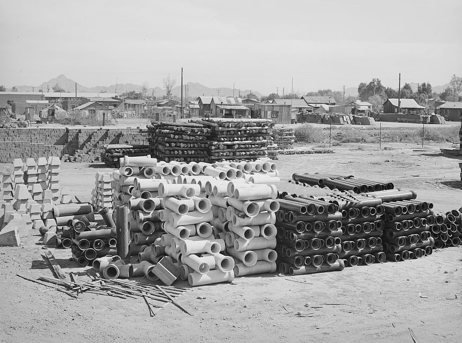 Tile fence posts and brick are standard part of stock of the United Producers and Consumers Cooperative, Phoenix, Arizona, 1940