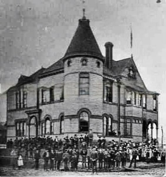 Sutter Grammar School, 1889