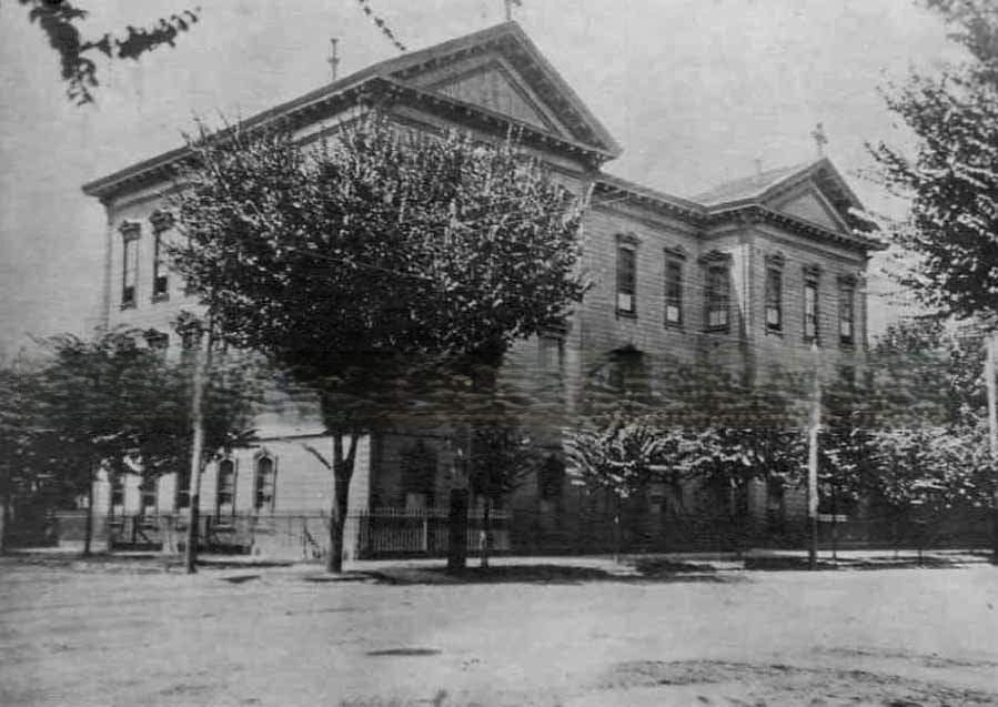 Christian Brothers College, 1884