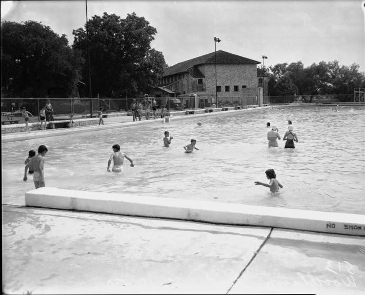 Woodlawn Pool, 1950
