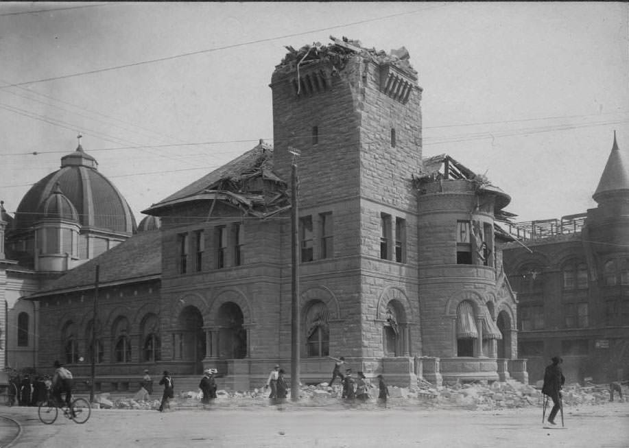 Post Office building after 1906 earthquake, Market St. & San Fernando Street, San Jose.