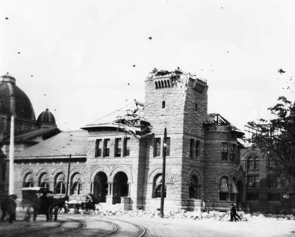 Earthquake damaged San Jose Post Office, 1906
