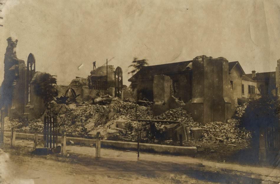 St. Patrick's Church after 1906 earthquake.