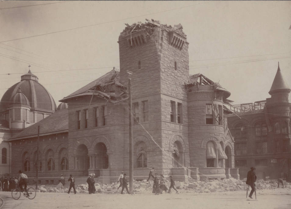 Earthquake damaged San Jose Main Post Office, 1906
