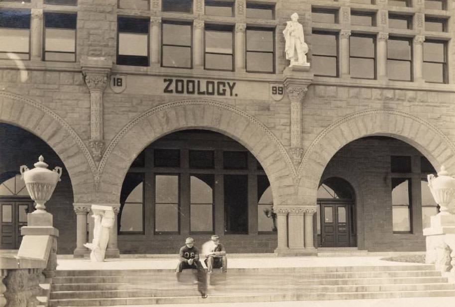 Zoology building Stanford, San Jose Earthquake, 1906