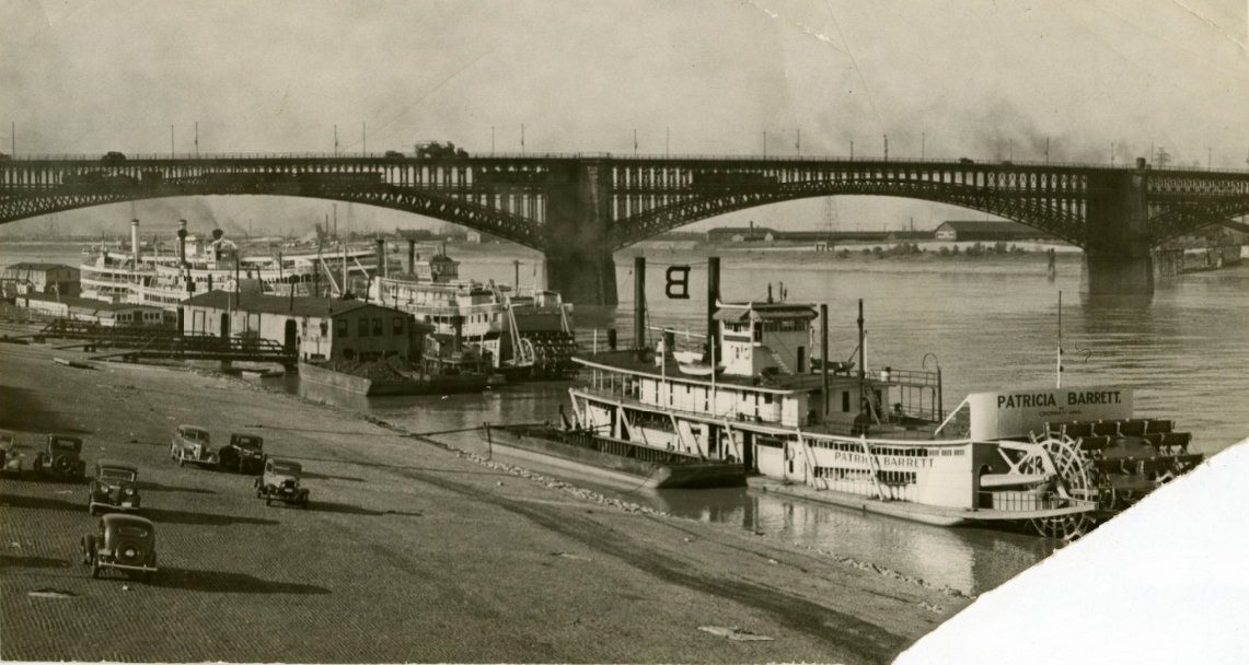 Eads Bridge-St. Louis Riverfront, 1936