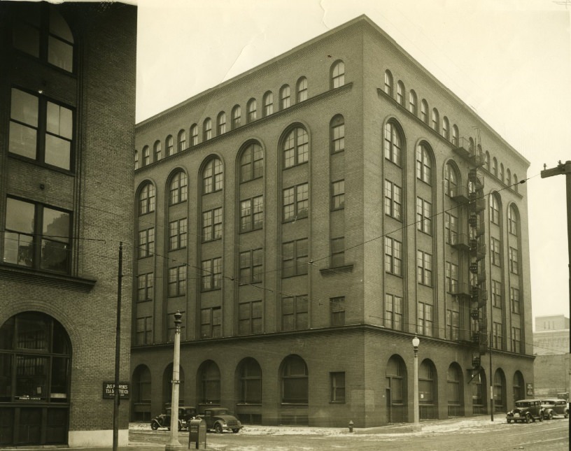 The Beacon Paper Company, 301 North Second street last week leased the street and Clark avenue, 1936