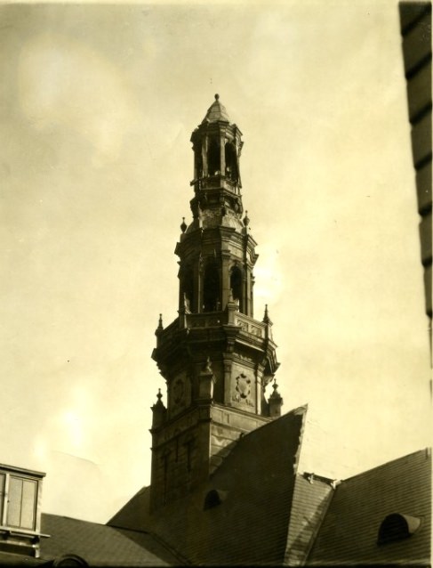 The historic main tower of the City Hall, over the Twelfth boulevard entrance, which is to be torn down, 1936