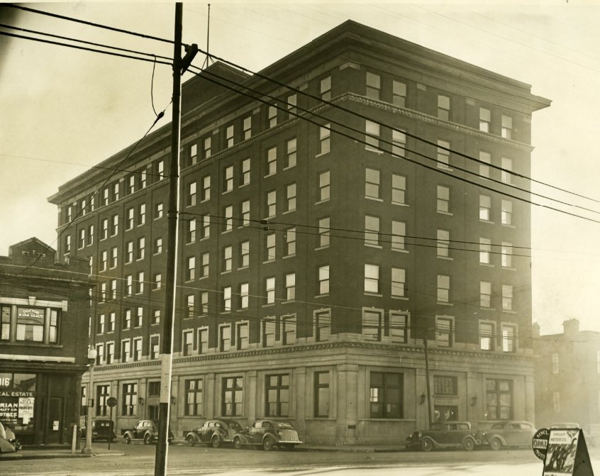 The Chouteau Trust Building at 4028-30 Chouteau avenue, which was sold under the hammer yesterday to satisfy a mortgage, 1938