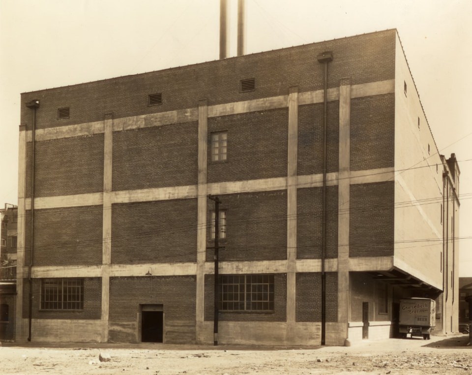 Griesedieck Brothers Brewery Storage Cellar, 1937