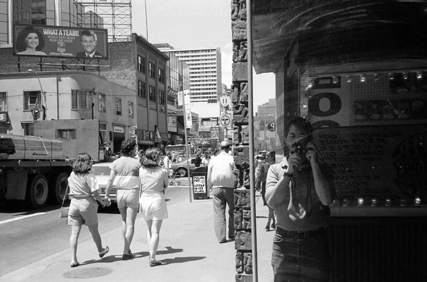 Yonge and Dundas, 1985