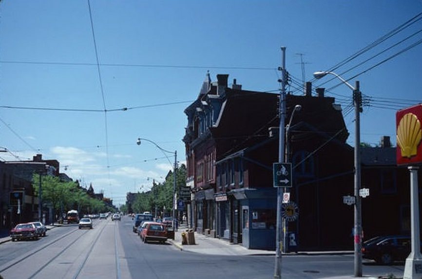 Queen and Beverley, looking west, June 7, 1981.