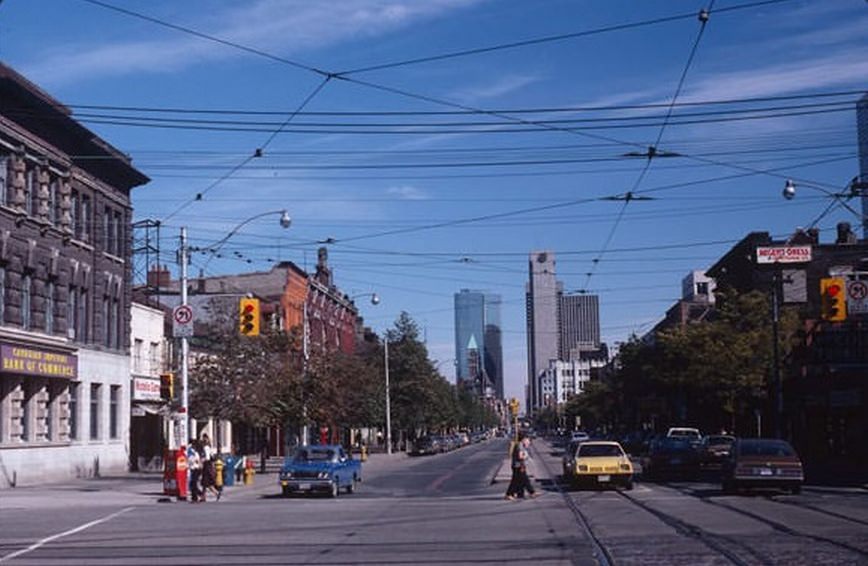 Dead quiet Queen and Spadina in late summer. September 27, 1981.