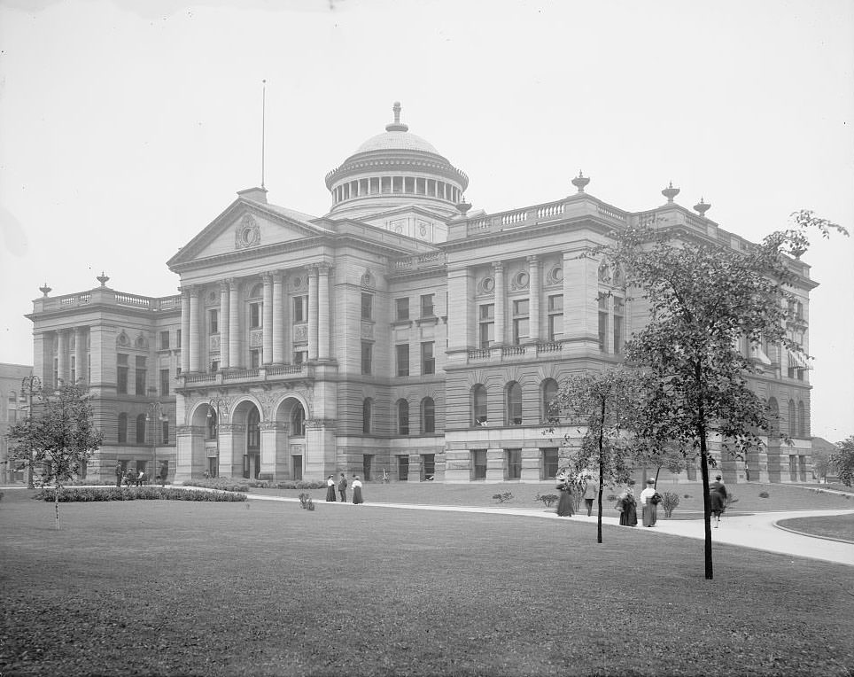 Lucas County Court House, Toledo, Ohio, 1903