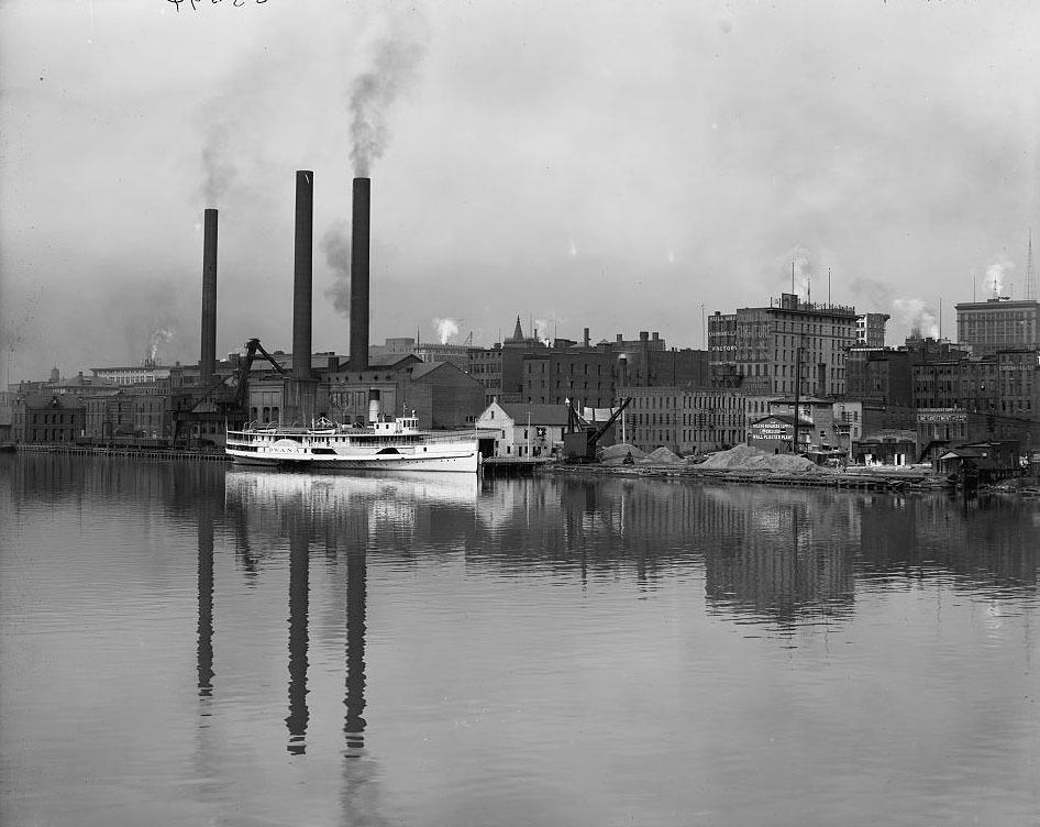 Water front, Toledo, Ohio, 1908