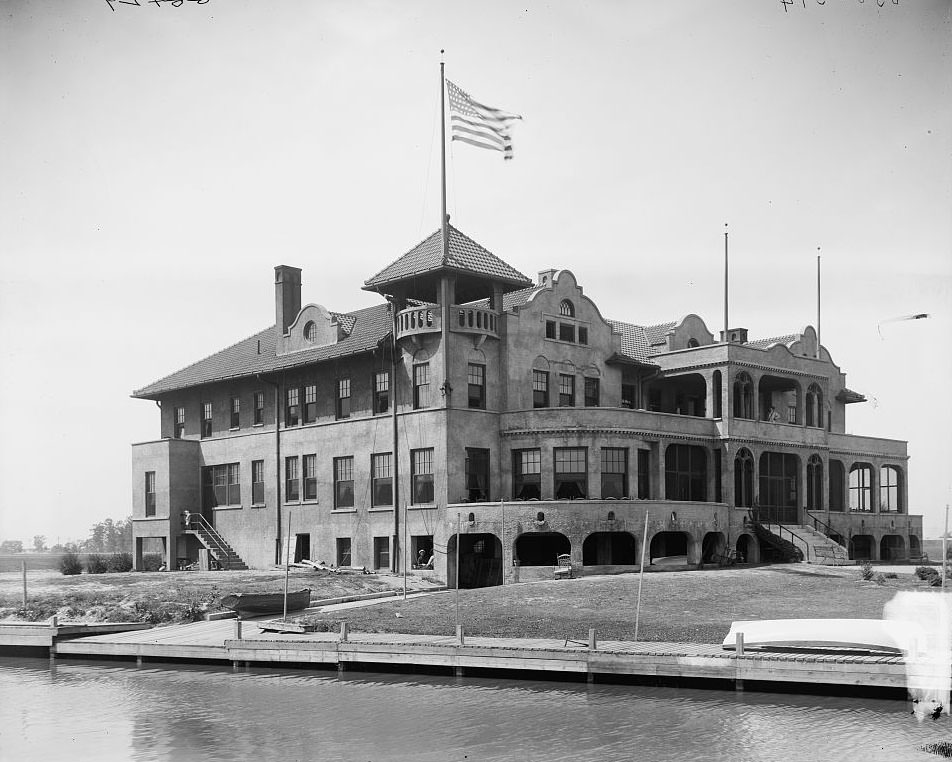 Toledo Yacht Club, Toledo, Ohio, 1904