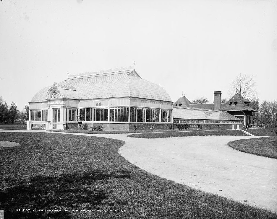 Conservatory in Walbridge Park, Toledo, Ohio, 1906