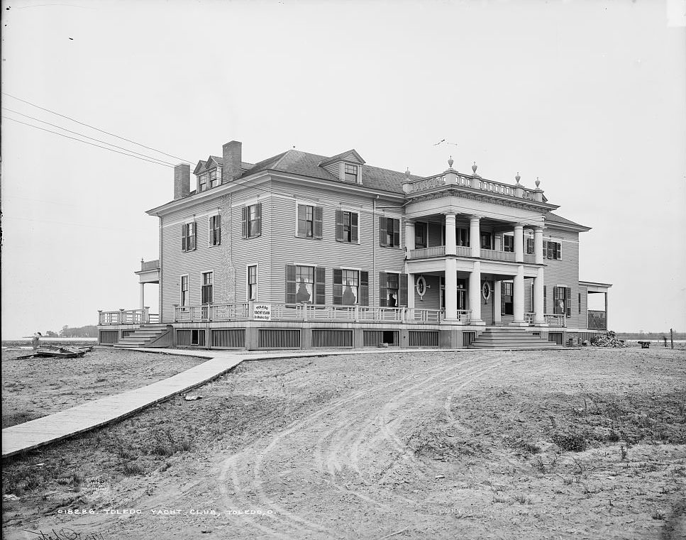 Toledo Yacht Club, Toledo, Ohio, 1905.