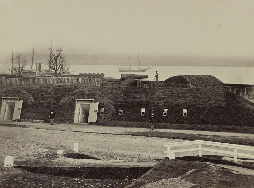 Battery Rodgers, Potomac River, near Alexandria, 1860s