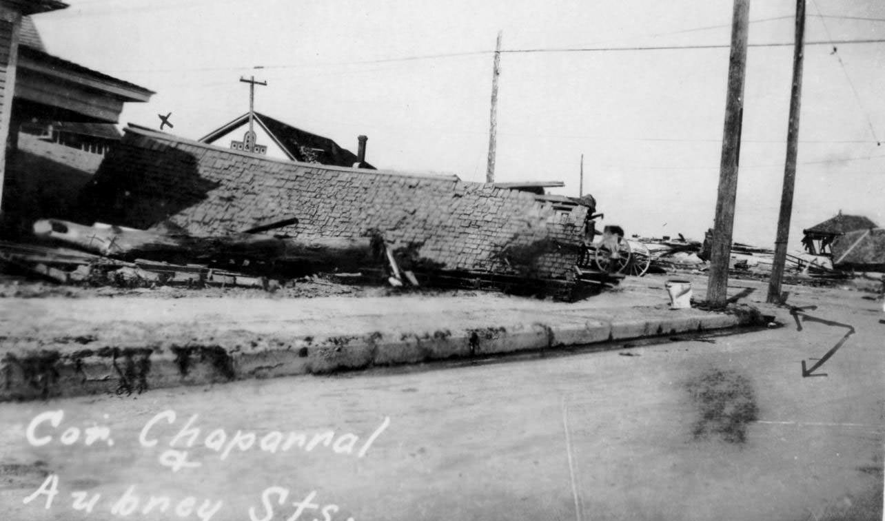Building after the hurricane of 1919 in Corpus Christi.