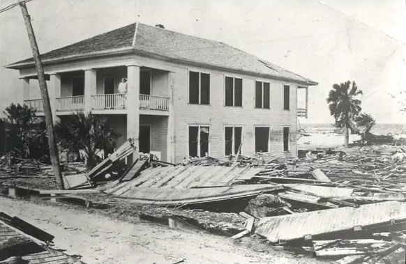 The home of Mrs. F.M. Tatum at 1020 N. Chaparral Street withstood the 1919 hurricane in Corpus Christi. From the collection of survivor Inez Hendrix Stairs.