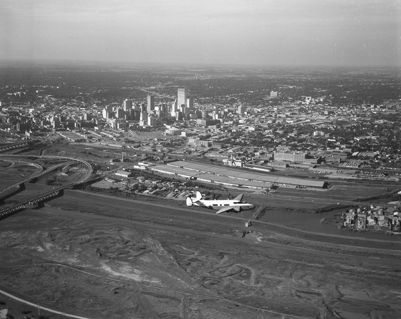 Executive Aircraft, Love Field, Dallas, 1960