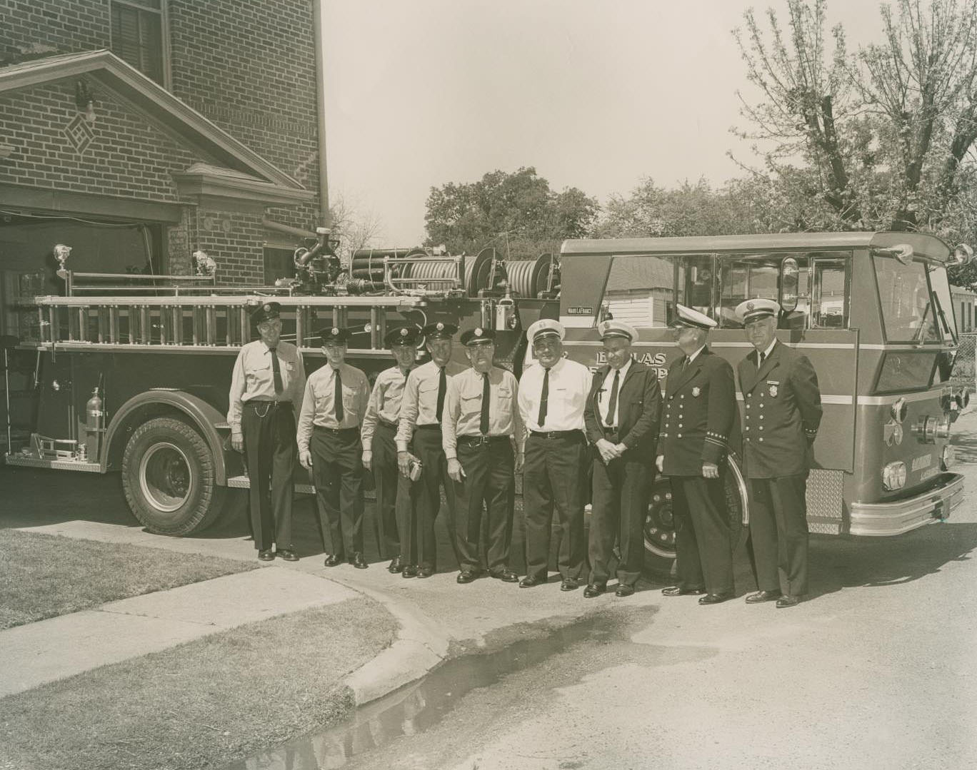 Dallas Firefighters and Truck, 1964