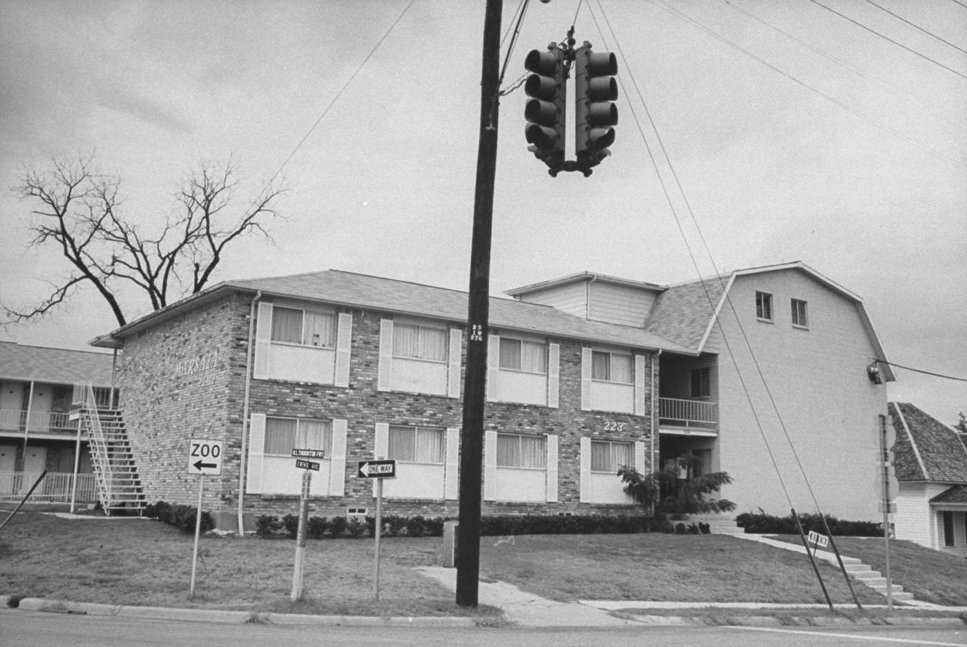 Oak Cliff apts. in Dallas where Jack Ruby lived, 1960s