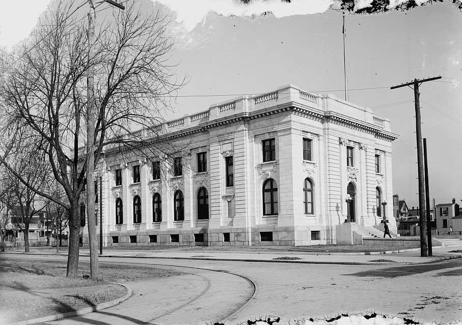 Custom house and post office, Newport News, 1903