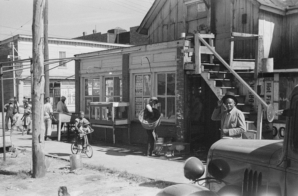 View of life in the Newport News, Virginia, 1936